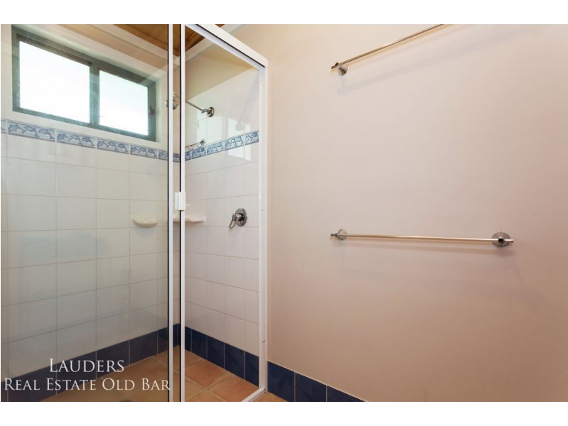 18 Connell Street, Old Bar NSW 2430