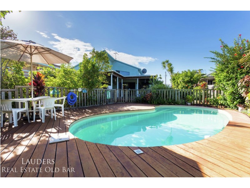 18 Connell Street, Old Bar NSW 2430