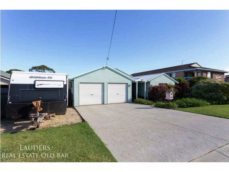 18 Connell Street, Old Bar NSW 2430