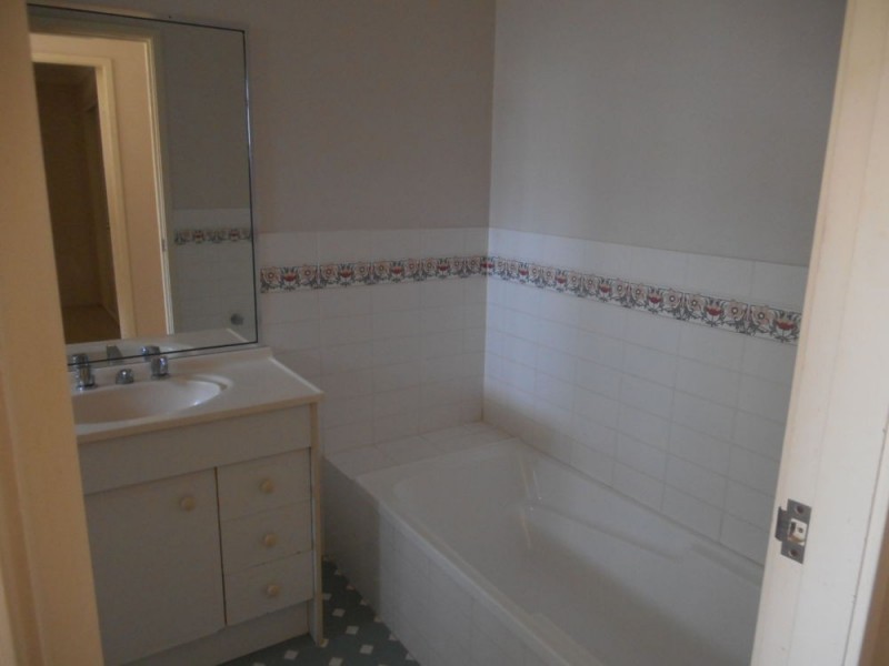 5/26 Old Bar Road, Old Bar NSW 2430