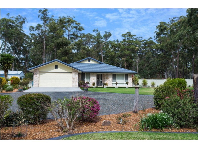 135 Heron Road, Old Bar NSW 2430