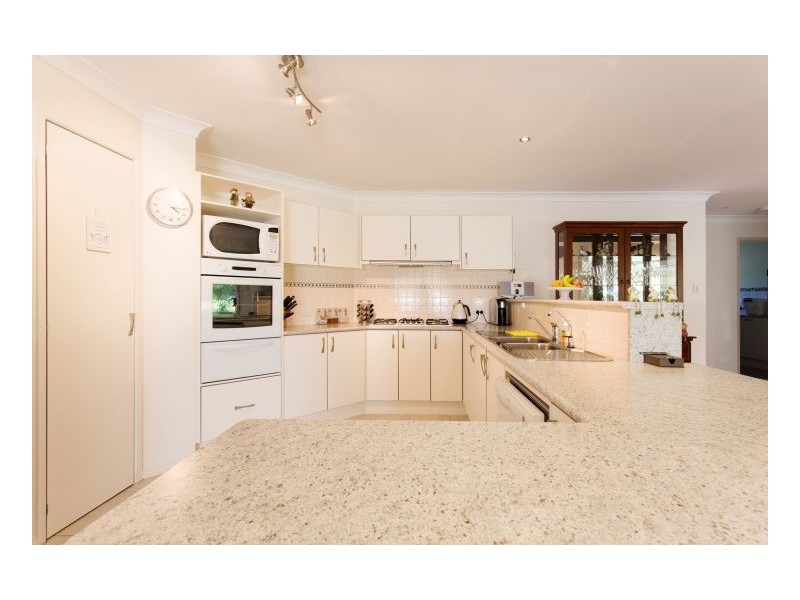 135 Heron Road, Old Bar NSW 2430