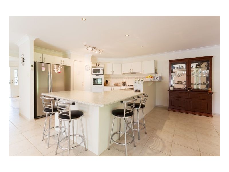 135 Heron Road, Old Bar NSW 2430