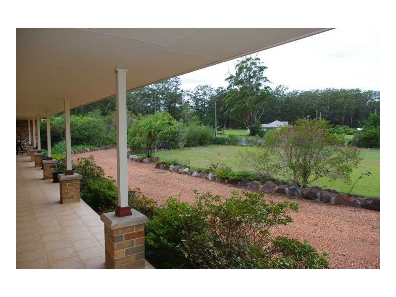 3 Arcadia Place, Pampoolah NSW 2430