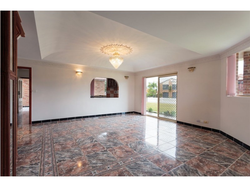 12 Beach Street, Wallabi Point NSW 2430