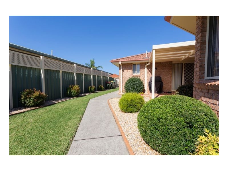 50 Wyden Street, Old Bar NSW 2430