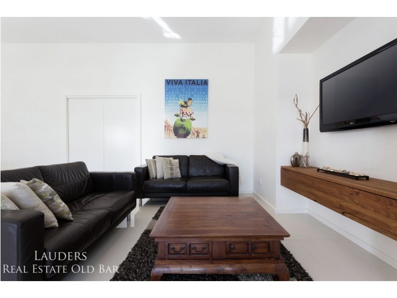 24 Howard Street, Wallabi Point NSW 2430
