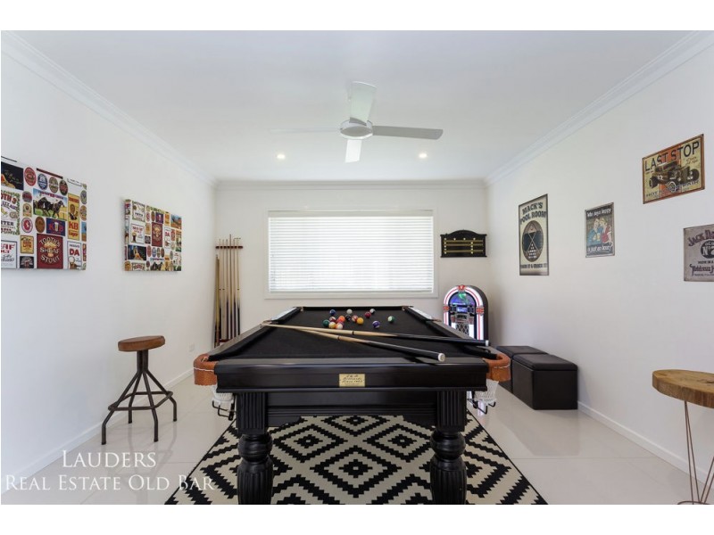 24 Howard Street, Wallabi Point NSW 2430