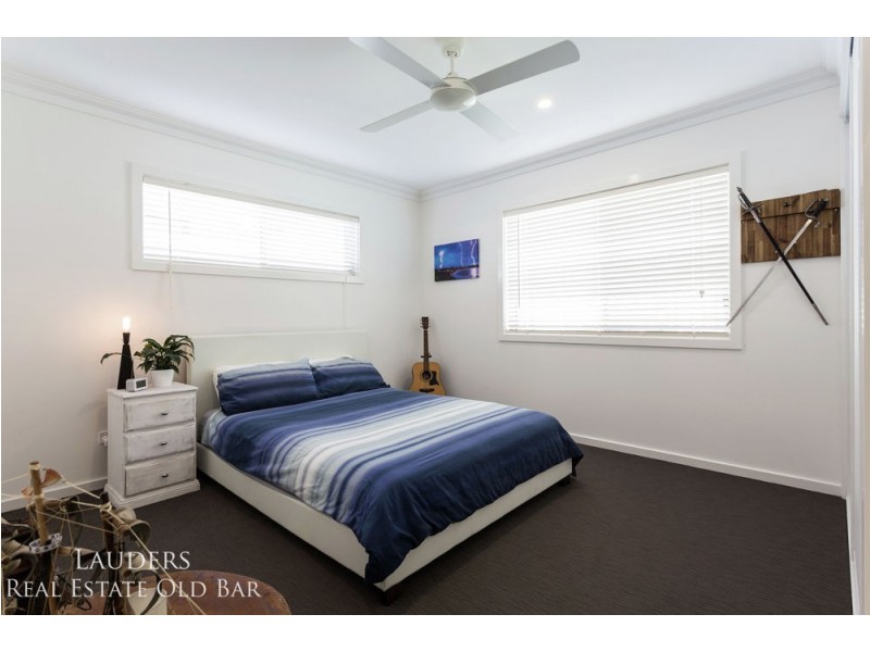 24 Howard Street, Wallabi Point NSW 2430