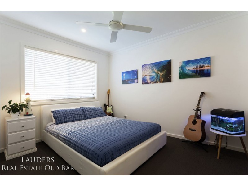 24 Howard Street, Wallabi Point NSW 2430
