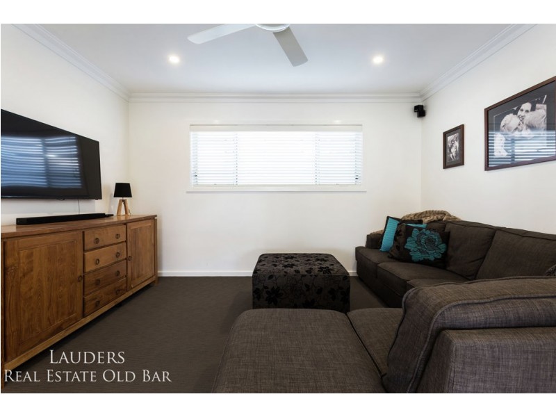 24 Howard Street, Wallabi Point NSW 2430