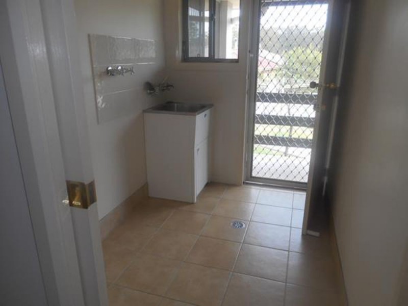 5 Pyrus Drive, Taree NSW 2430
