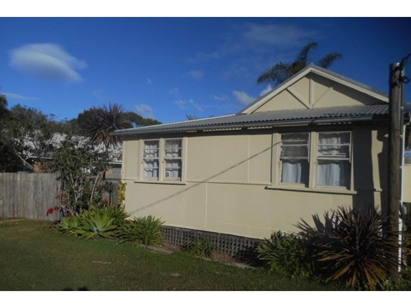 28 Old Bar Road, Old Bar NSW 2430