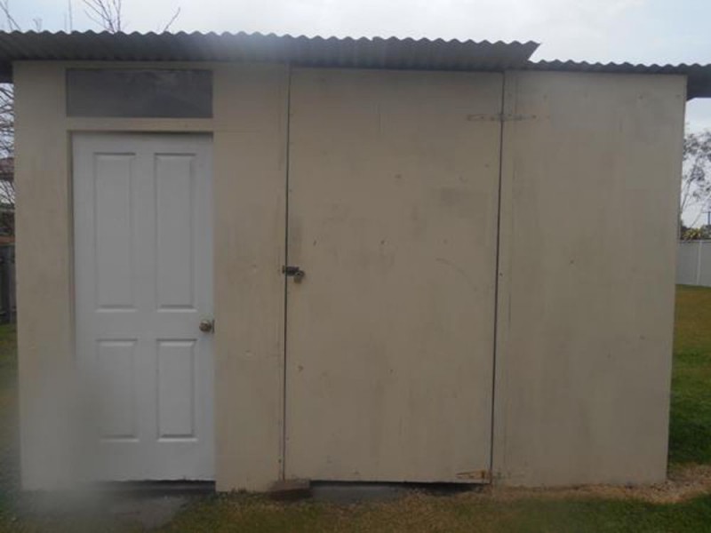 28 Old Bar Road, Old Bar NSW 2430