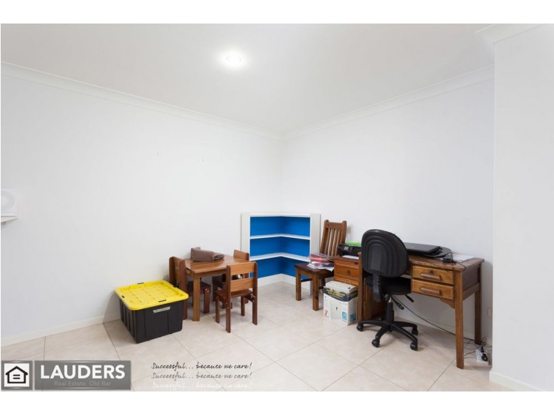 2/24 Albatross Way, Old Bar NSW 2430