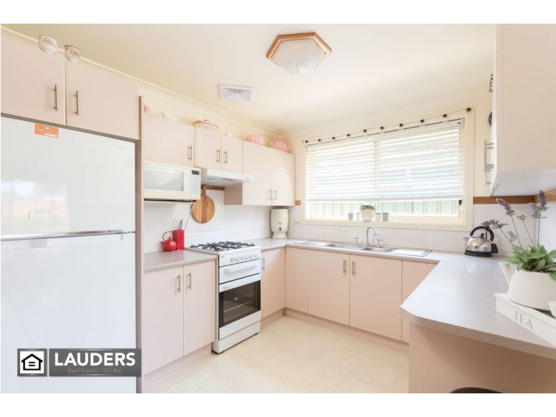 3/34 Old Bar Road, Old Bar NSW 2430