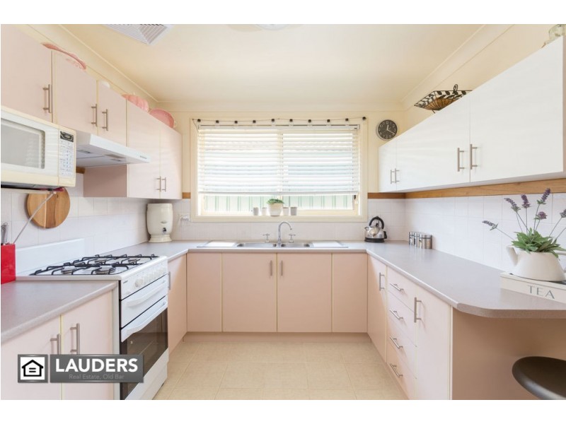 3/34 Old Bar Road, Old Bar NSW 2430