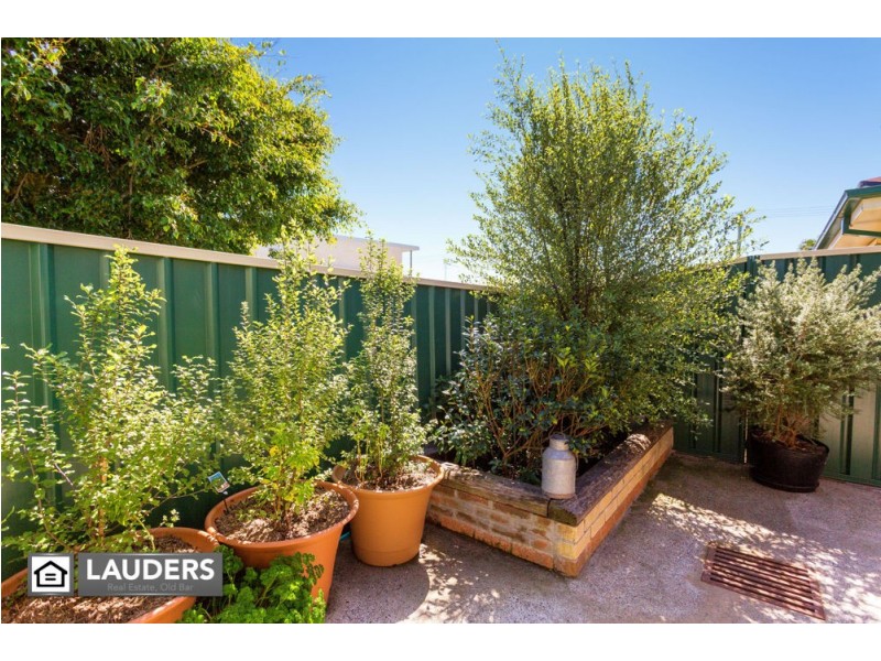 3/34 Old Bar Road, Old Bar NSW 2430