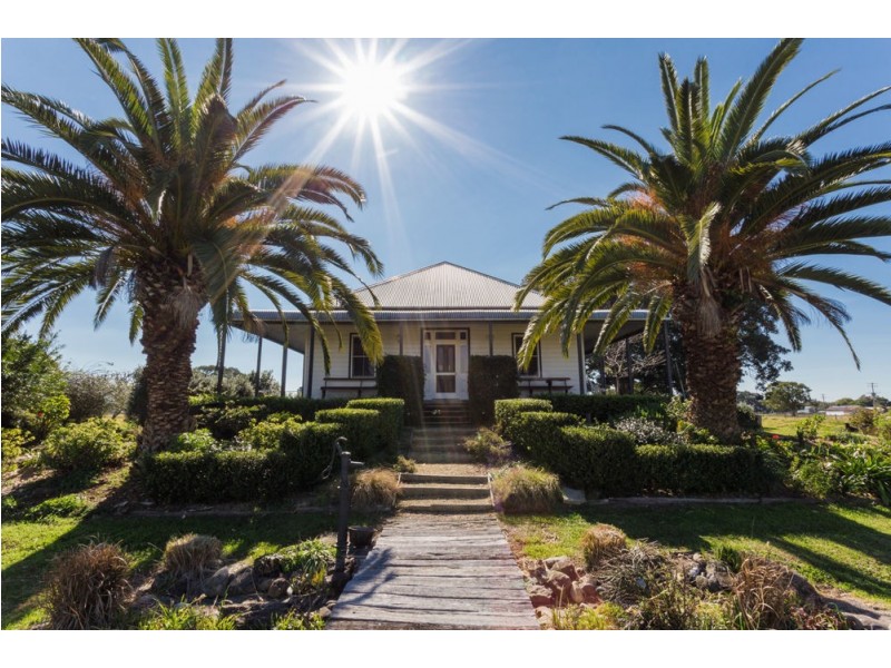 107 Lauries Lane, Oxley Island NSW 2430