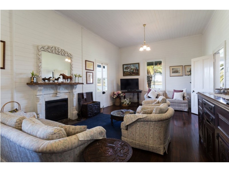 107 Lauries Lane, Oxley Island NSW 2430