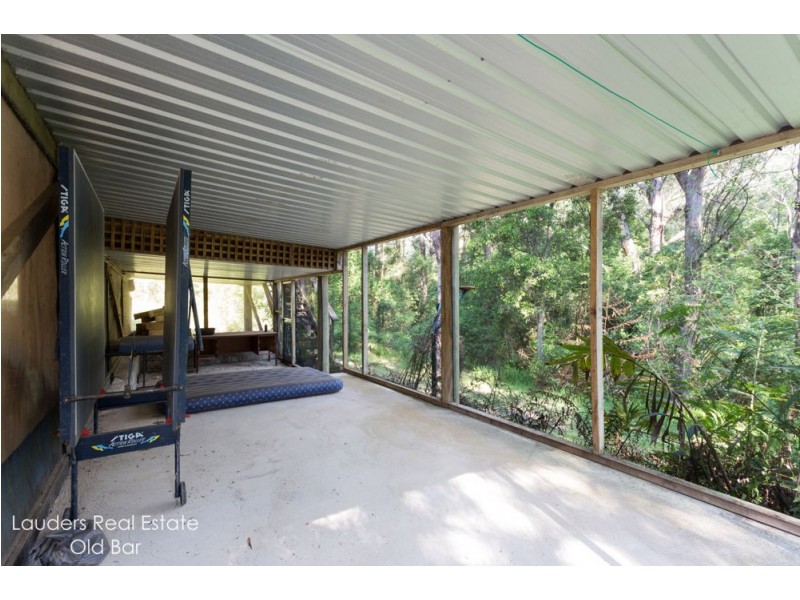 24 Rainforest Drive, Mitchells Island NSW 2430