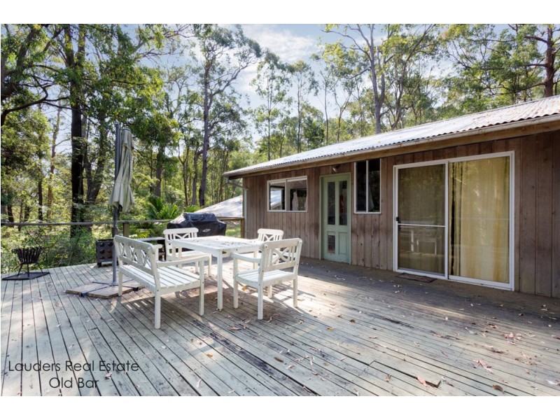 24 Rainforest Drive, Mitchells Island NSW 2430
