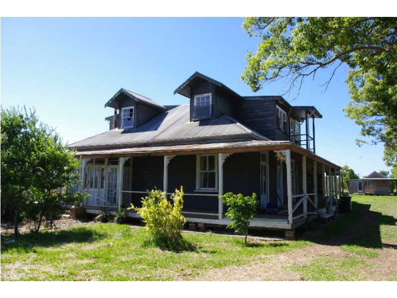 40-42 Weeks Lane, Oxley Island NSW 2430