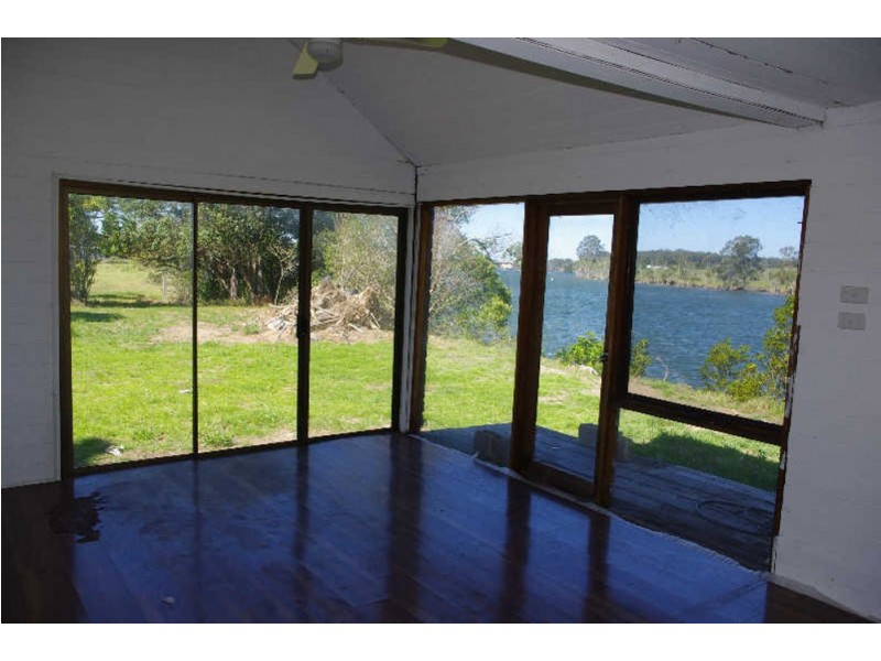 40-42 Weeks Lane, Oxley Island NSW 2430