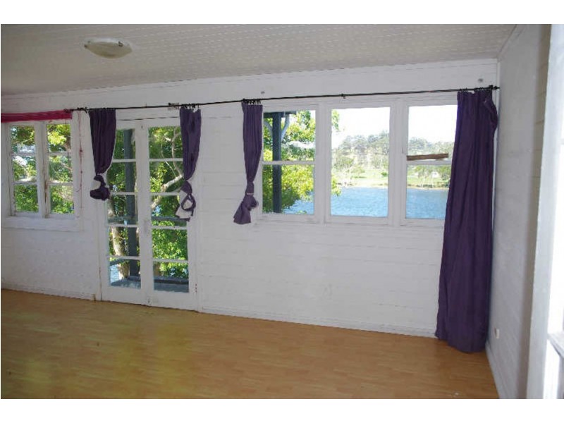 40-42 Weeks Lane, Oxley Island NSW 2430