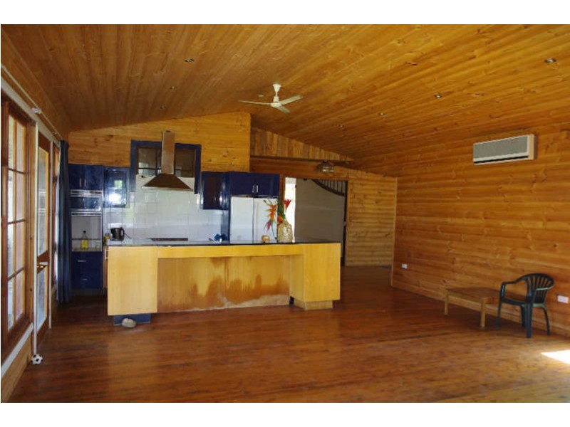 40-42 Weeks Lane, Oxley Island NSW 2430