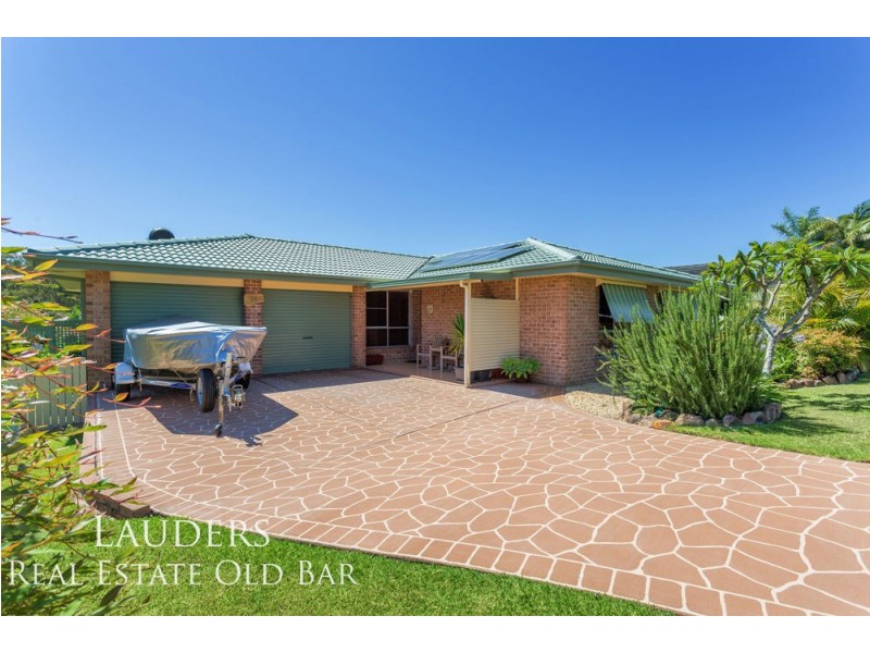 24 Carrabeen Drive, Old Bar NSW 2430