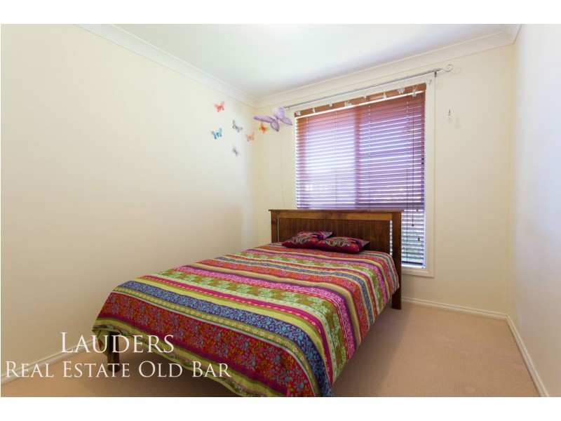 24 Carrabeen Drive, Old Bar NSW 2430