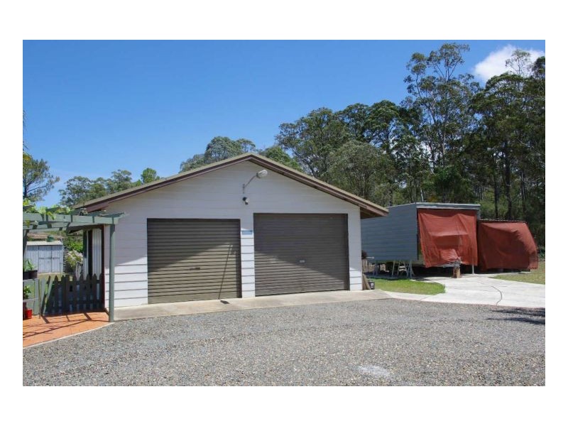 552 Old Bar Road, Old Bar NSW 2430