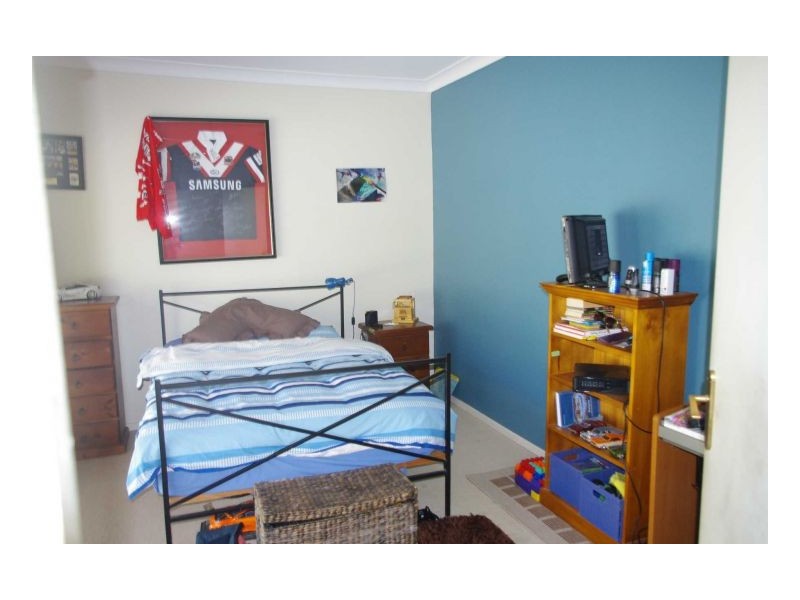 741 Old Bar Road, Old Bar NSW 2430