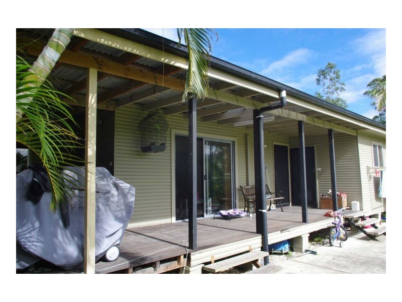 741 Old Bar Road, Old Bar NSW 2430