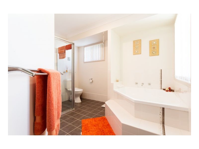 135 Heron Road, Old Bar NSW 2430