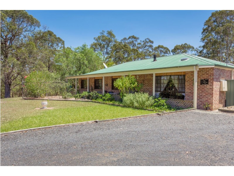 25 Myles Close, Old Bar NSW 2430