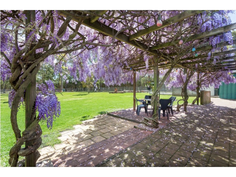 25 Myles Close, Old Bar NSW 2430