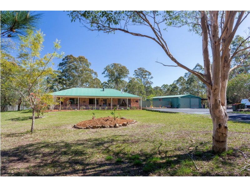 25 Myles Close, Old Bar NSW 2430