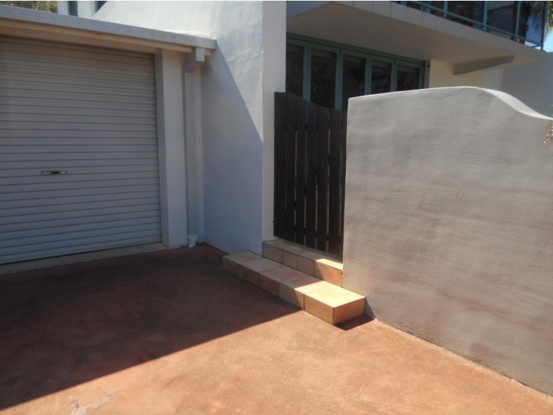 7 Pacific Parade, Old Bar NSW 2430