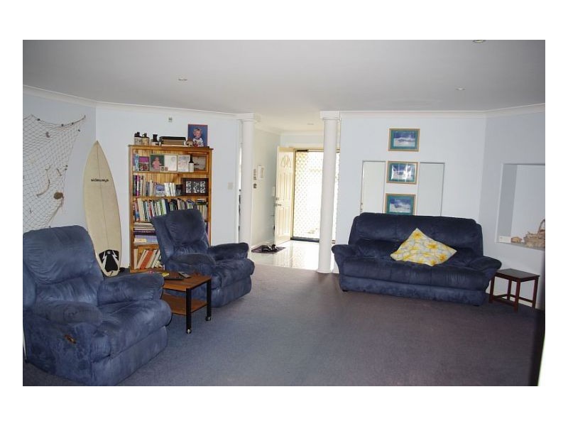 23 Mistral Place, Old Bar NSW 2430