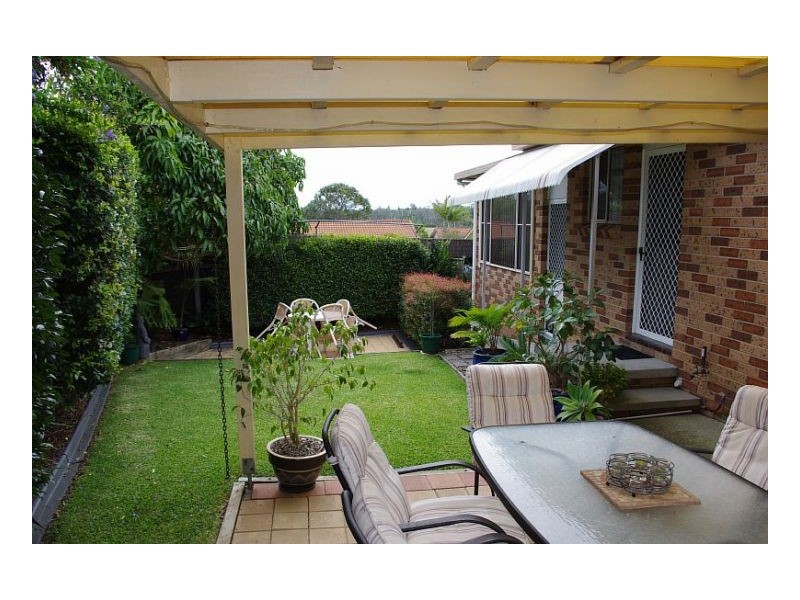 5 Kestrel Ave, Old Bar NSW 2430