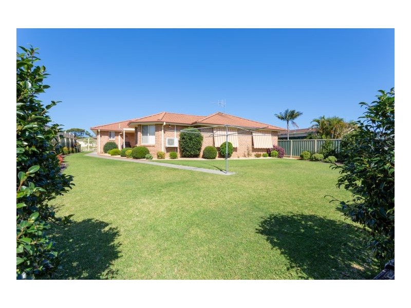 50 Wyden Street, Old Bar NSW 2430