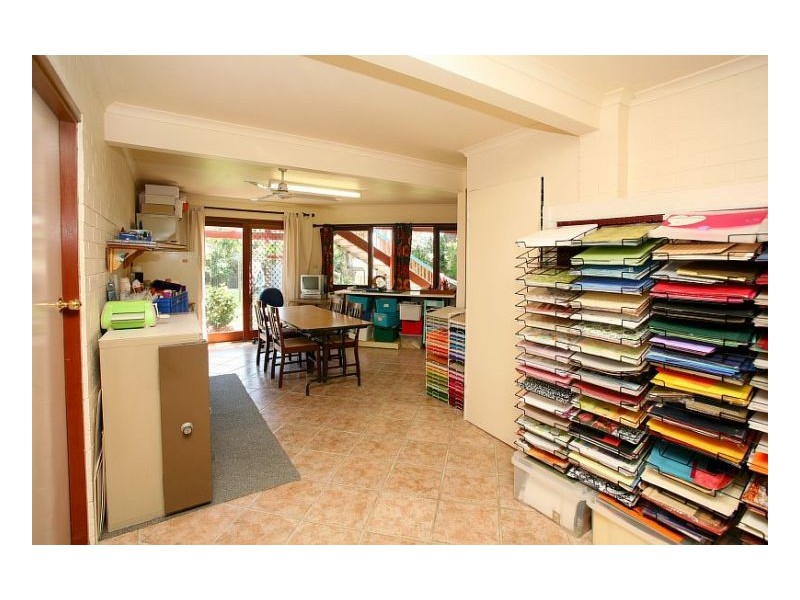 1 Tirriki Street, Old Bar NSW 2430