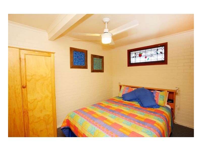 1 Tirriki Street, Old Bar NSW 2430