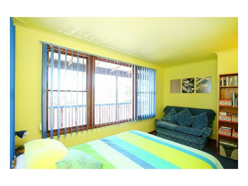 1 Tirriki Street, Old Bar NSW 2430