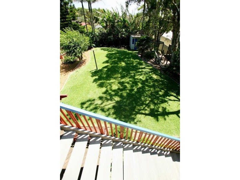 1 Tirriki Street, Old Bar NSW 2430