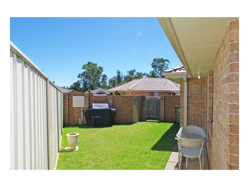 2/6 Ivy Crescent, Old Bar NSW 2430