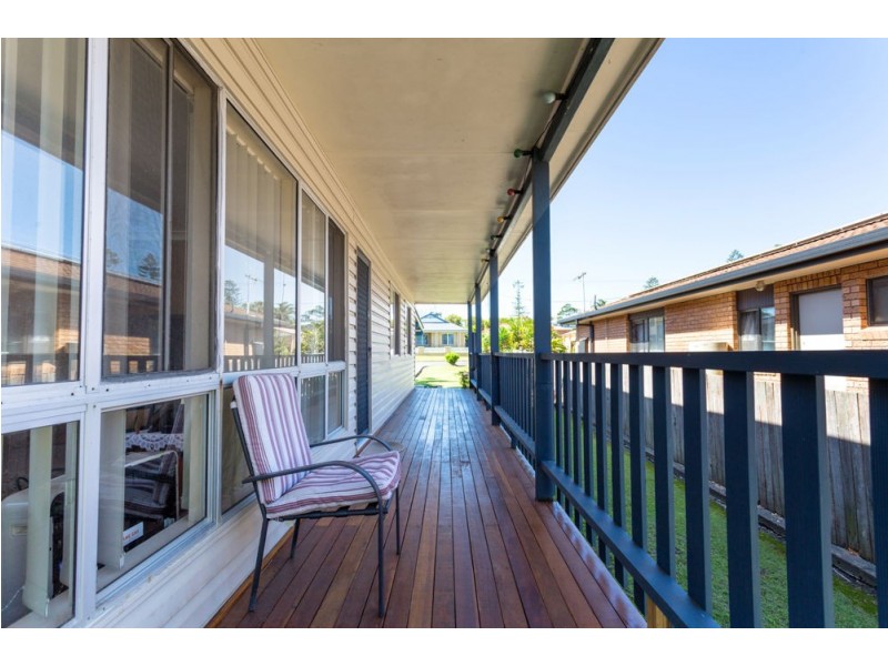 22 Smith Street, Old Bar NSW 2430