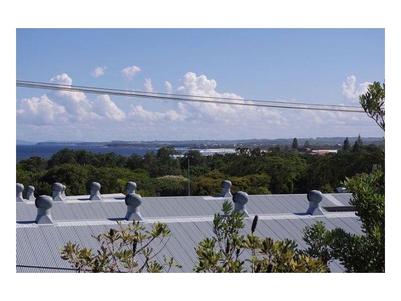 5 Smith Street, Old Bar NSW 2430